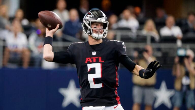 What NFL experts are predicting for Thursday’s
Patriots-Falcons game 1