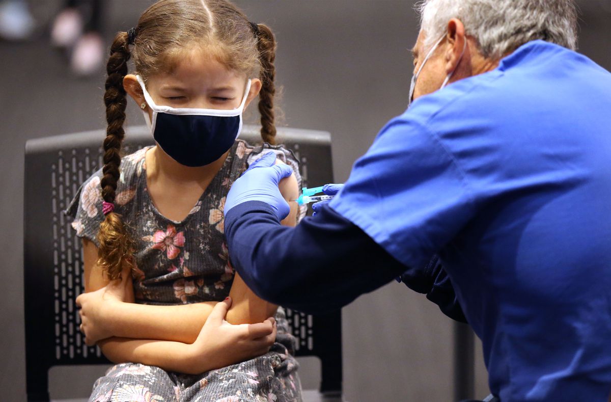 Unvaccinated students can test their way out of COVID-19
quarantine in new Chicago Public Schools pilot program 1 Unvaccinated students can test their way out of COVID-19
quarantine in new Chicago Public Schools pilot program 1