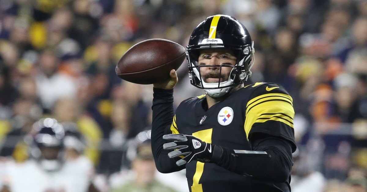Steelers' Roethlisberger on Covid-19 reserve list, out of
Sunday's game 1