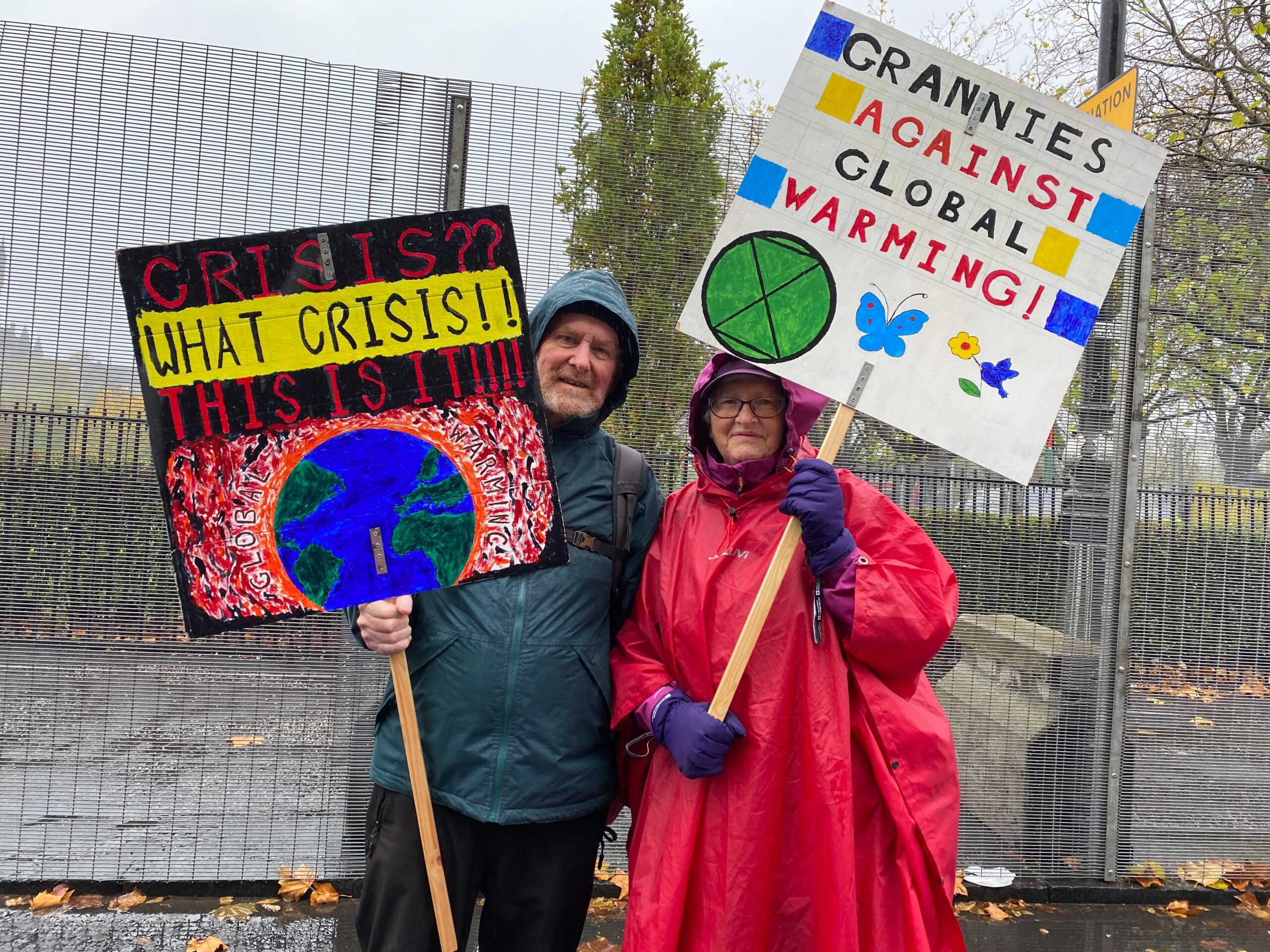 Organizers say 250,000 people showed up for the climate
protest in Glasgow today 1