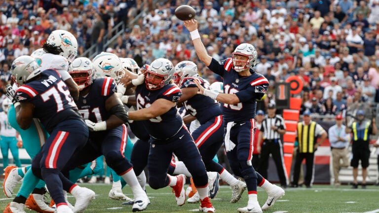 Why Sunday’s Patriots-Browns game might be determined in the
trenches 1