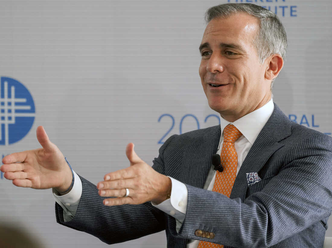 Los Angeles Mayor Eric Garcetti tests positive for COVID-19
at the climate summit 1