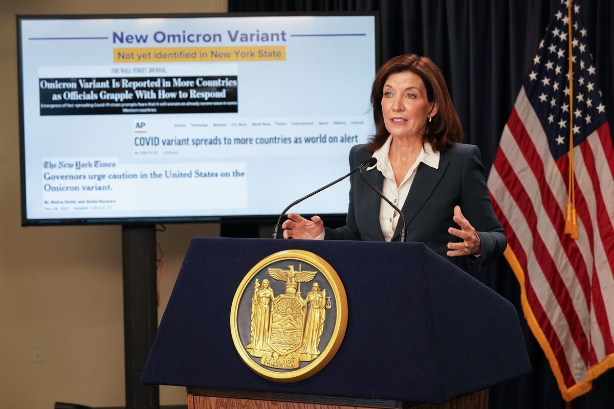 New York braces for the imminent arrival of new COVID
variant as health officials recommend wearing masks indoors 1 New York braces for the imminent arrival of new COVID
variant as health officials recommend wearing masks indoors 1