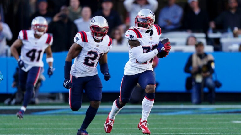 4 takeaways from the Patriots’ pounding of the
Panthers 1