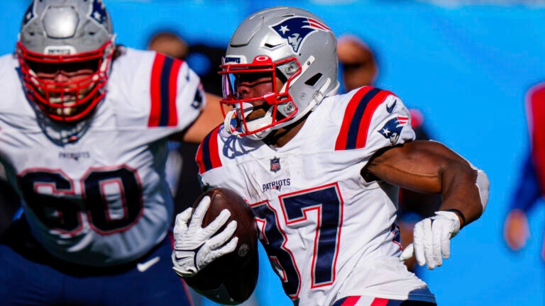 Damien Harris: ‘I used to hate the Patriots’ growing
up 1 Damien Harris: ‘I used to hate the Patriots’ growing
up 1