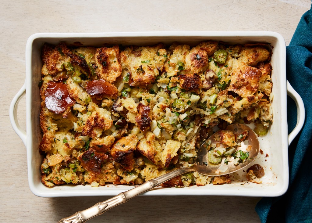 Brioche chestnut stuffing recipe: A Thanksgiving
classic 1
