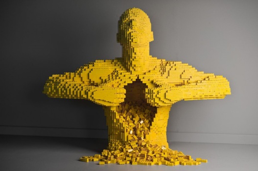 Famed Lego art exhibit about to open in SF 1
