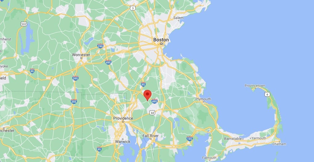 Massachusetts officer facing OUI charge placed on
leave 1