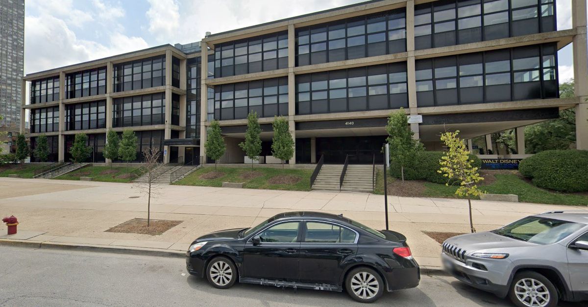 Substitute teacher accused of ‘inappropriately’ touching
himself while in classroom at Walt Disney Magnet School 1
