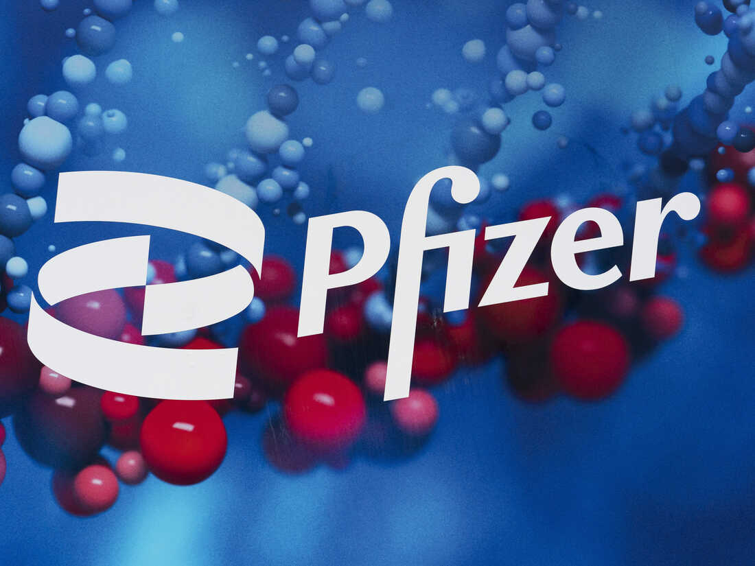 Pfizer says its COVID-19 pill cuts disease's worst risks by
89% 1