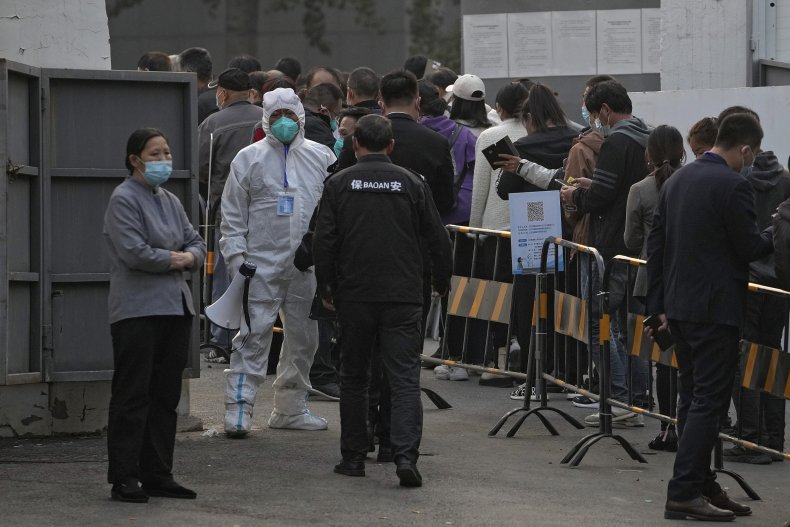 China Places Over 9,000 Tourists Into Quarantine After COVID
Cases Discovered Nearby 1 China Places Over 9,000 Tourists Into Quarantine After COVID
Cases Discovered Nearby 1