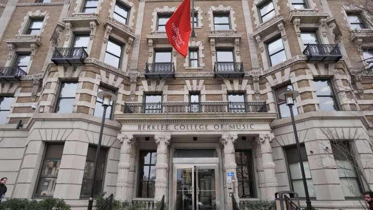 Berklee College of Music shifts to temporary remote learning
after uptick in student COVID-19 cases 1