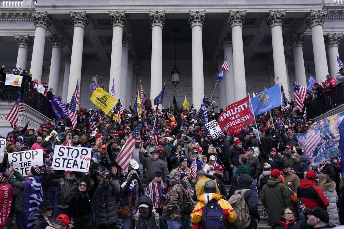 Capitol riot suspects had more ties to Oath Keepers than
previously known 1