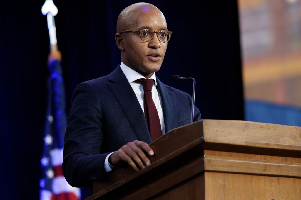 First black Manhattan US attorney sworn into office,
announces new civil rights unit 1