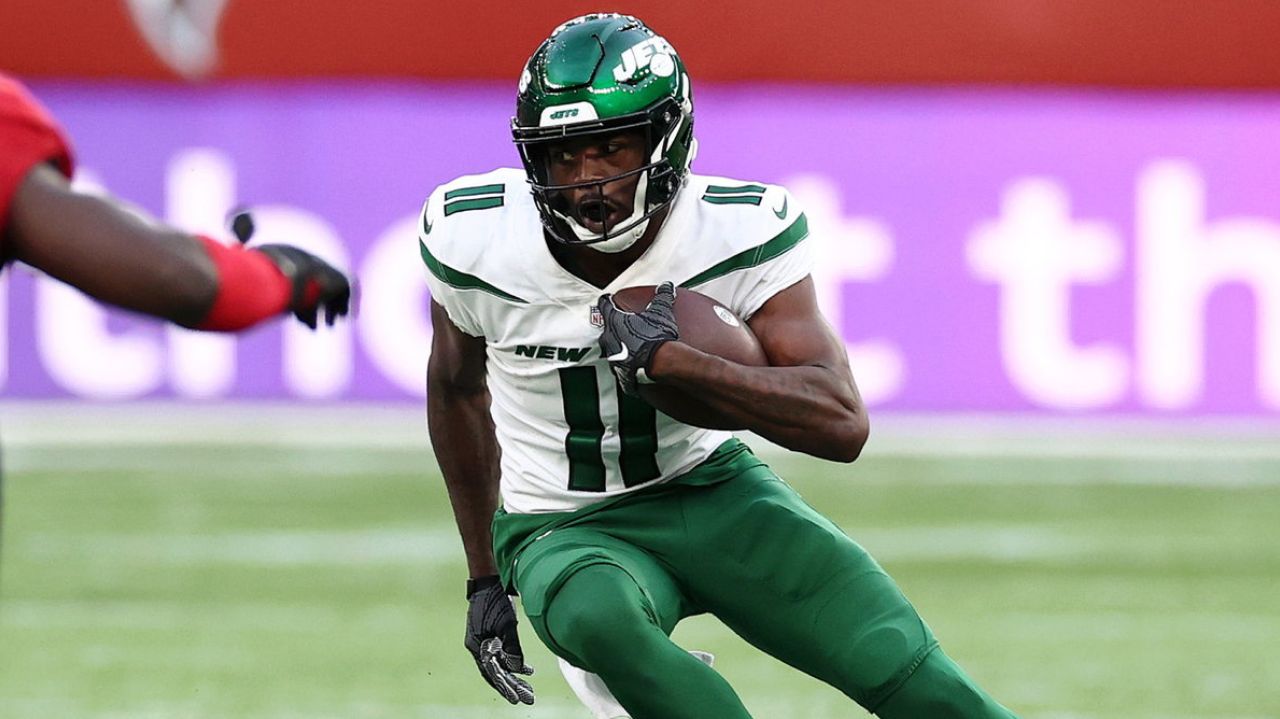 Jets receiver Denzel Mims placed on reserve/COVID-19
list 1