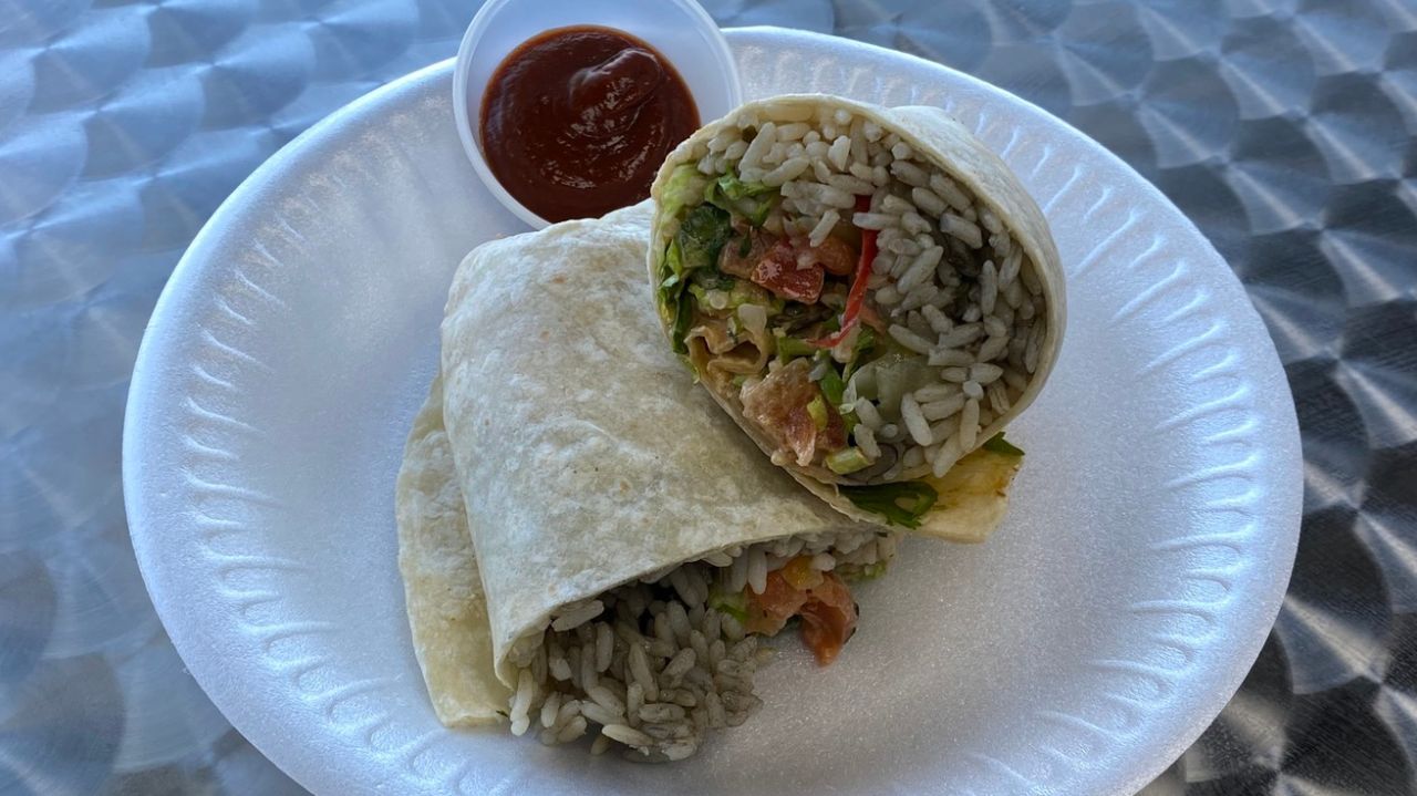 Halal Mexican grill Jalapeno Shack opens in
Huntington  1