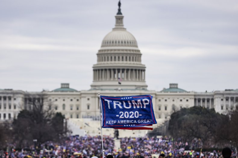 Trump's Lawyers Only Cite Reuters Article as Proof He Was
Cleared by FBI Over 1/6 Riots 1