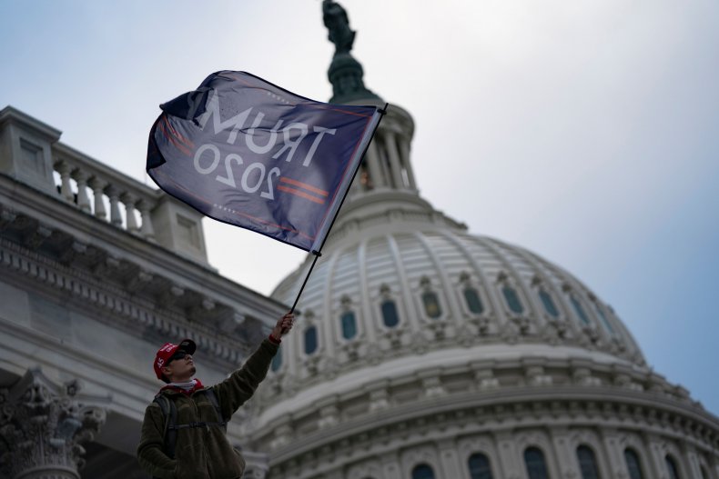 1/6 Rioter Allegedly Brought Loaded Gun to Capitol, Filed
False Report He Lost It at Casino 1