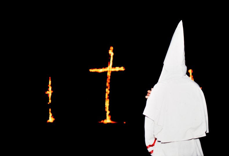 Kentucky Sheriff's Officers Leave Following KKK Membership
Revelations 1