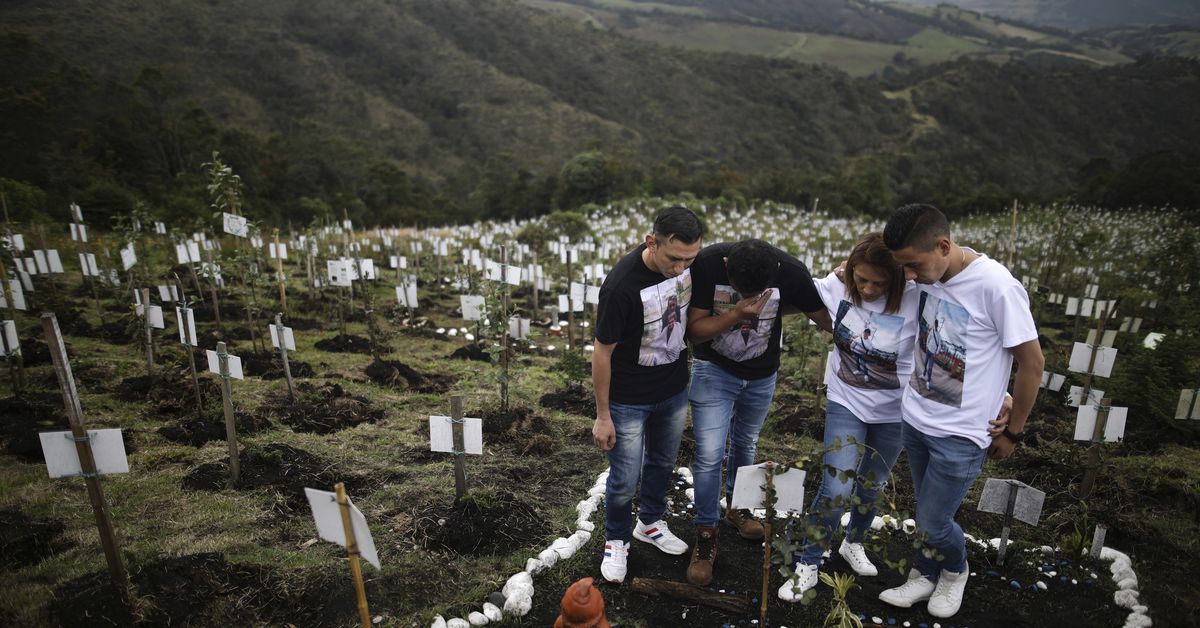 COVID-19’s global death toll tops 5 million in under 2
years 1