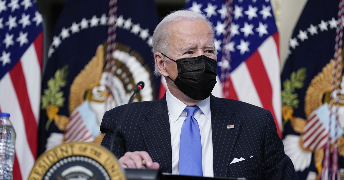 New COVID-19 variant cause for concern, not panic, Biden
tells US 1