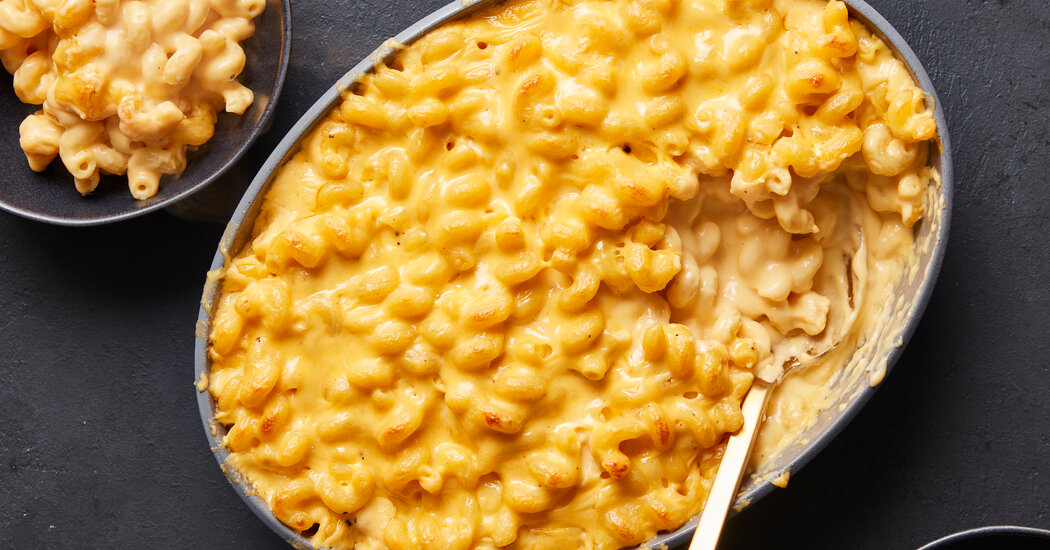 This Baked Macaroni and Cheese Recipe Is the Platonic Ideal
of the Classic Dish 1