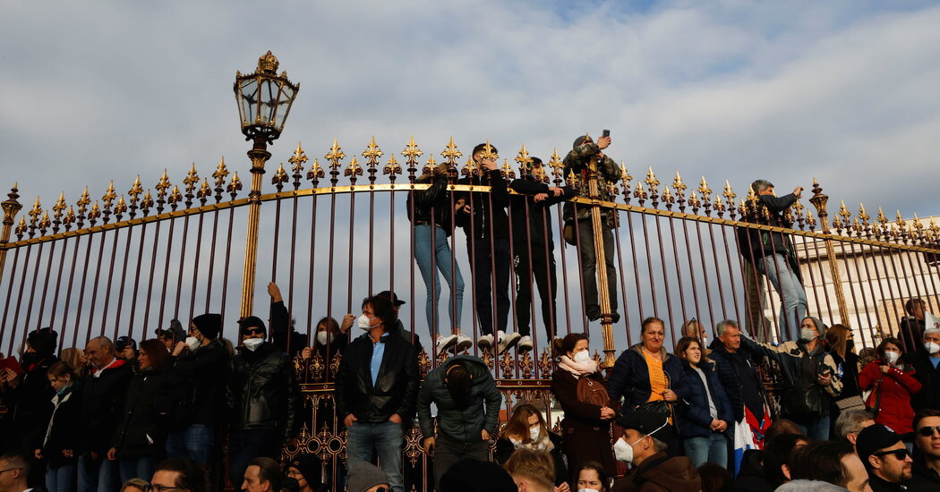 Thousands in Austria Protest Covid Lockdown and Vaccine
Mandate 1