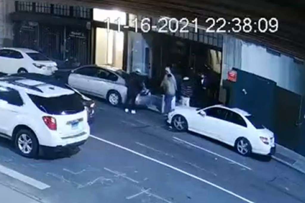 Video shows moment three gunmen opened fire outside NYC
music event 1