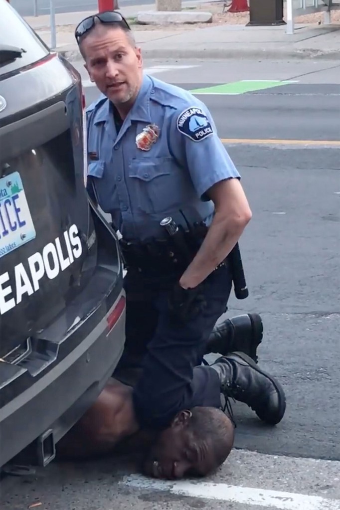 Minneapolis votes ‘no’ to scrapping police department in
wake of George Floyd murder 1