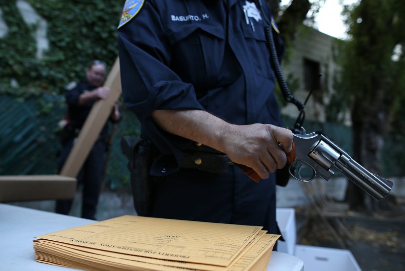 Police Officer Fired After Video Shows Him Pulling Gun on
Black Teen Delivering Newspapers 1
