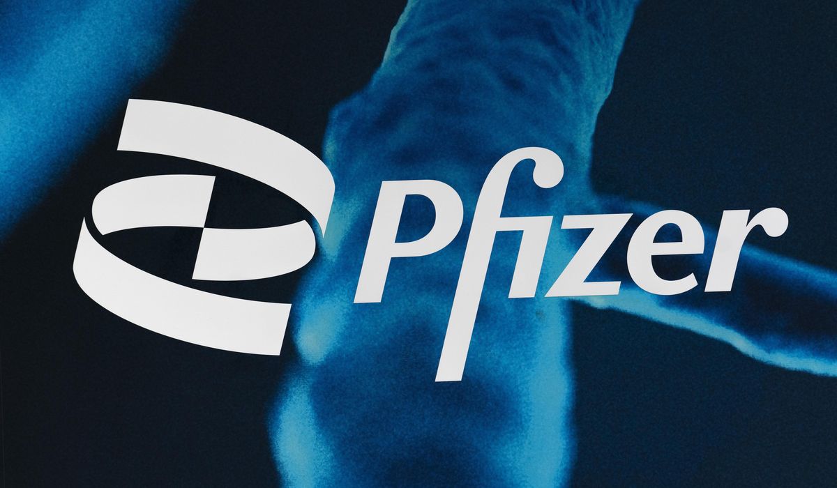 Pfizer says new COVID-19 pill cut hospital, death risk by
90% 1