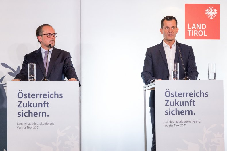 Austrian Doctors Praise Decision to Enact National Lockdown
Amid Record COVID Cases 1