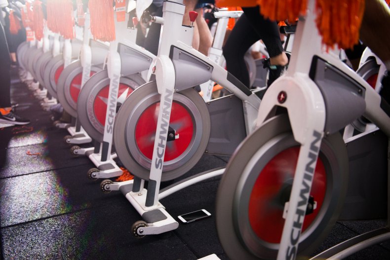 Woman Says She Almost Lost Her Leg After Spin Class in Video
Viewed 3M Times 1