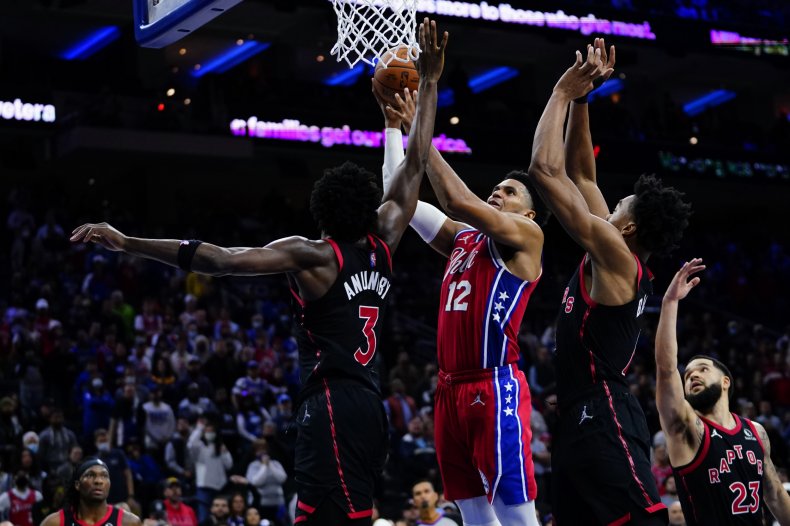 NBA Memo Directs Coaches, Players Not to Wait on COVID-19
Booster Shots 1