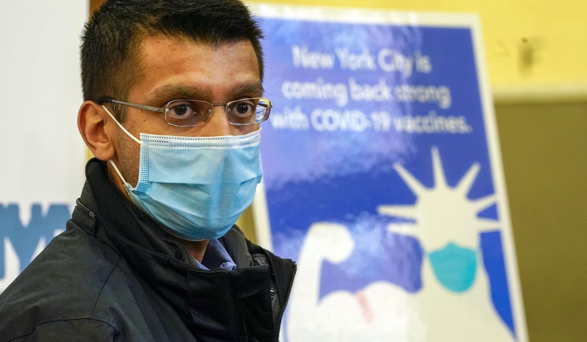 NYC health commissioner recommends mask wearing
indoors 1