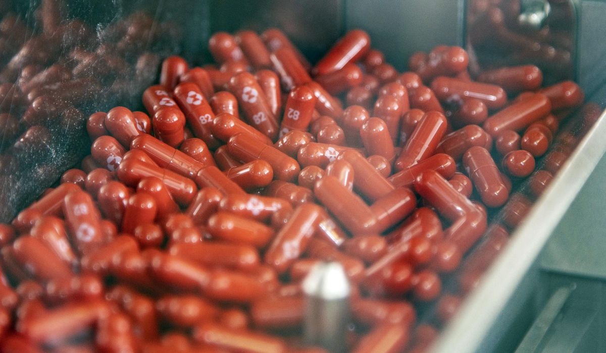 FDA: Merck COVID-19 pill effective, experts will review
safety 1