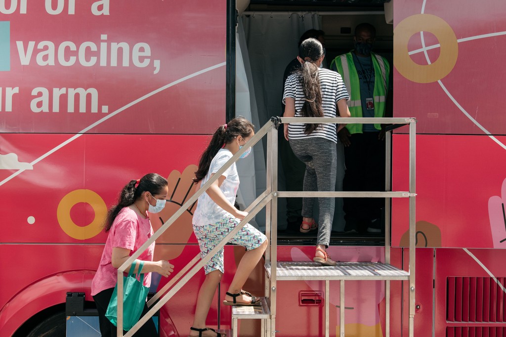 Ten vaccination sites now open for kids in NY state, Gov.
Hochul says 1