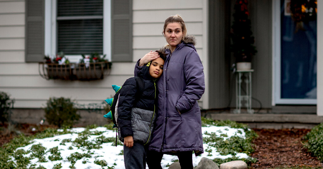 Schools Are Closing Classrooms on Fridays. Parents Are
Furious. 1
