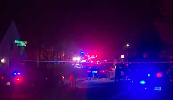 Clayton County Shooting: Officer and 2 Women Killed in
Georgia 1