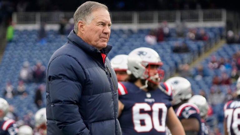 With wind and snow in Monday’s forecast, Bill Belichick
predicts more trouble for kicking game than for rookies in
Patriots-Bills game 1