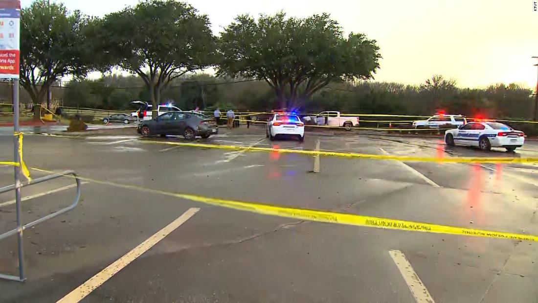 Texas police officer 'hero' shot to death while responding
to disturbance 1