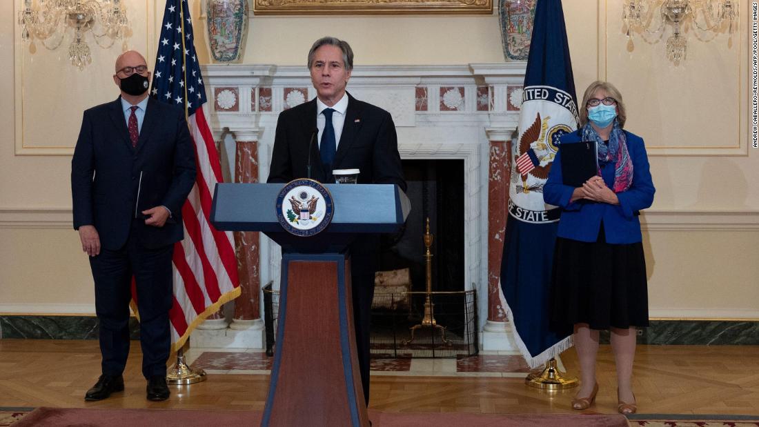 State Department officer struck by Havana syndrome sues
Blinken and agency 1