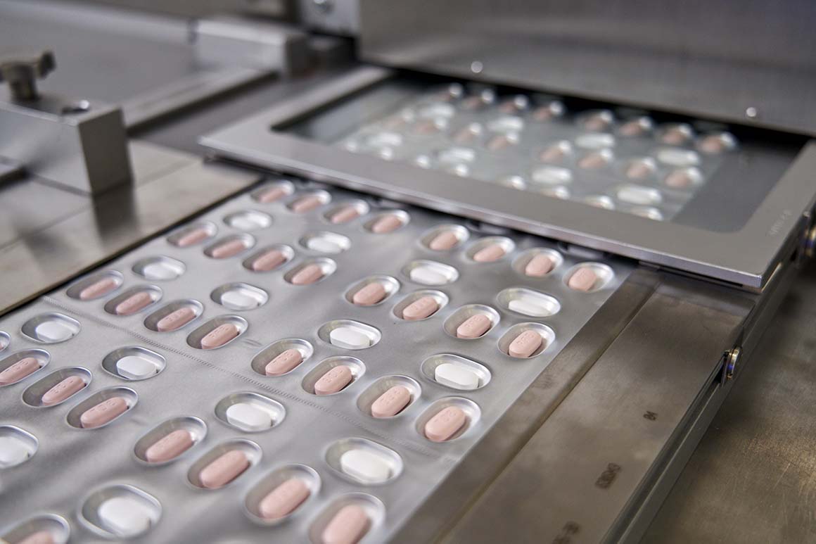 Pfizer's Covid-19 pill cut risk of hospitalization and death
by 89 percent, final results show 1