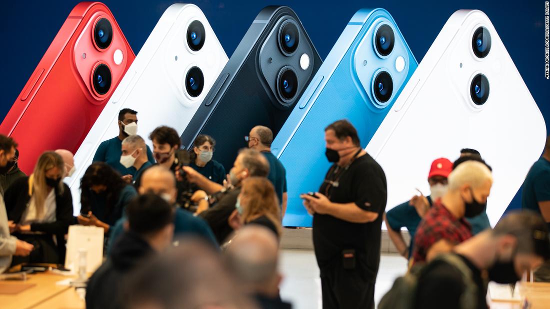 Apple reinstates mask mandate at all its US stores over
concerns about rising Covid-19 cases 1