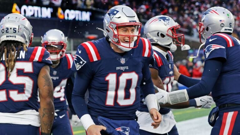 The Colts put their cards on the table, but expect Mac Jones
and the Patriots to have the upper hand 1