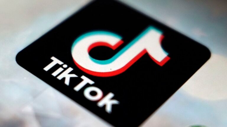 Law enforcement, schools downplay unconfirmed TikTok
shooting threats that prompted tighter campus security 1
