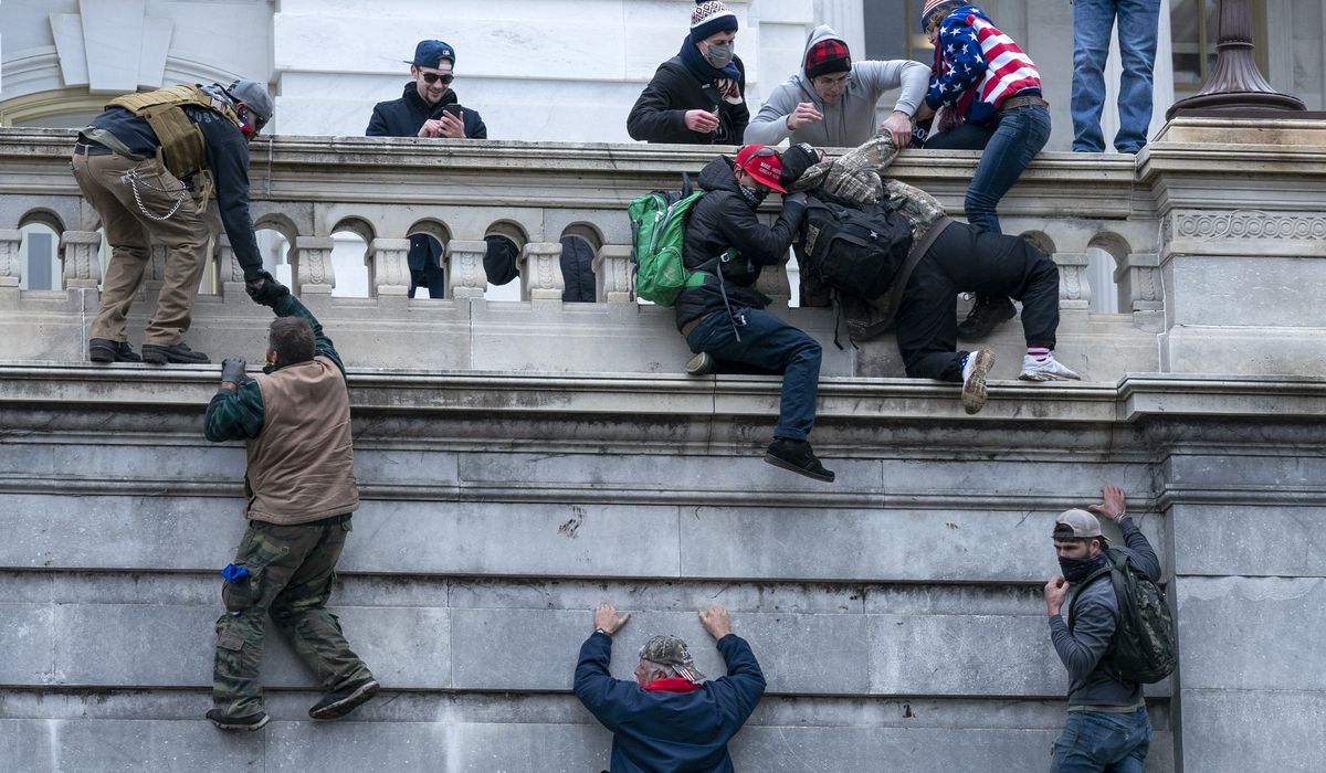 Judge refuses to toss key charge in Capitol riot
case 1