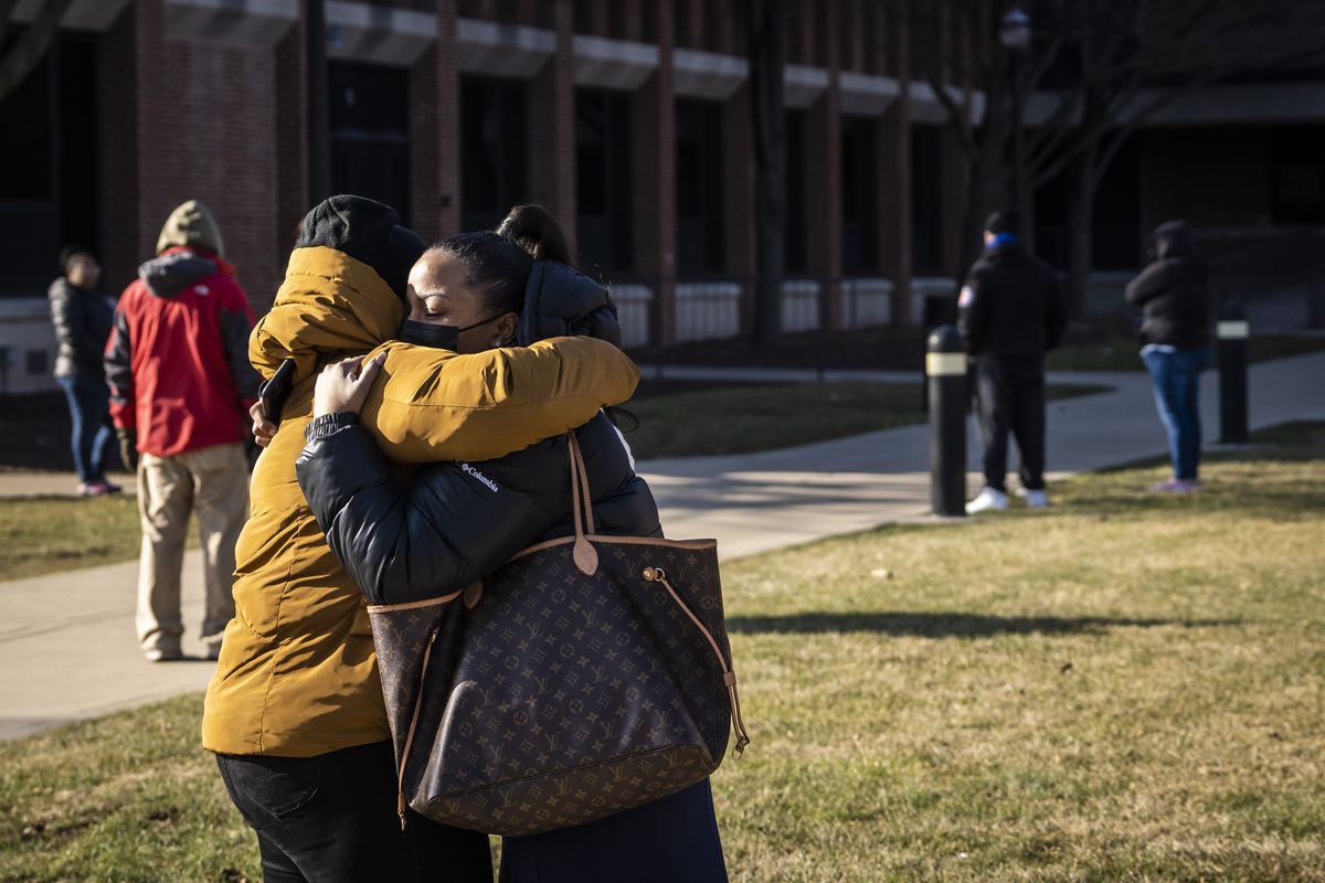 Evanston Township High School placed on lockdown after 2
guns found. ‘This is really a strain on the commmunity.’ 1