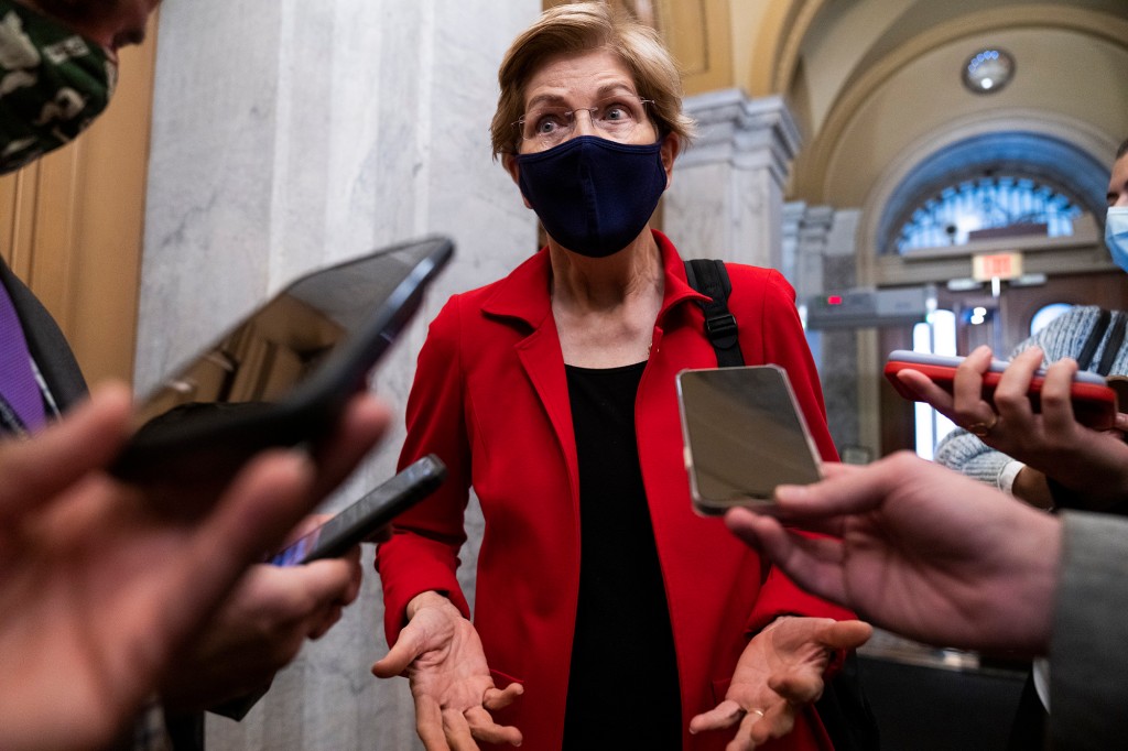 Sen. Elizabeth Warren announces positive COVID-19
diagnosis 1