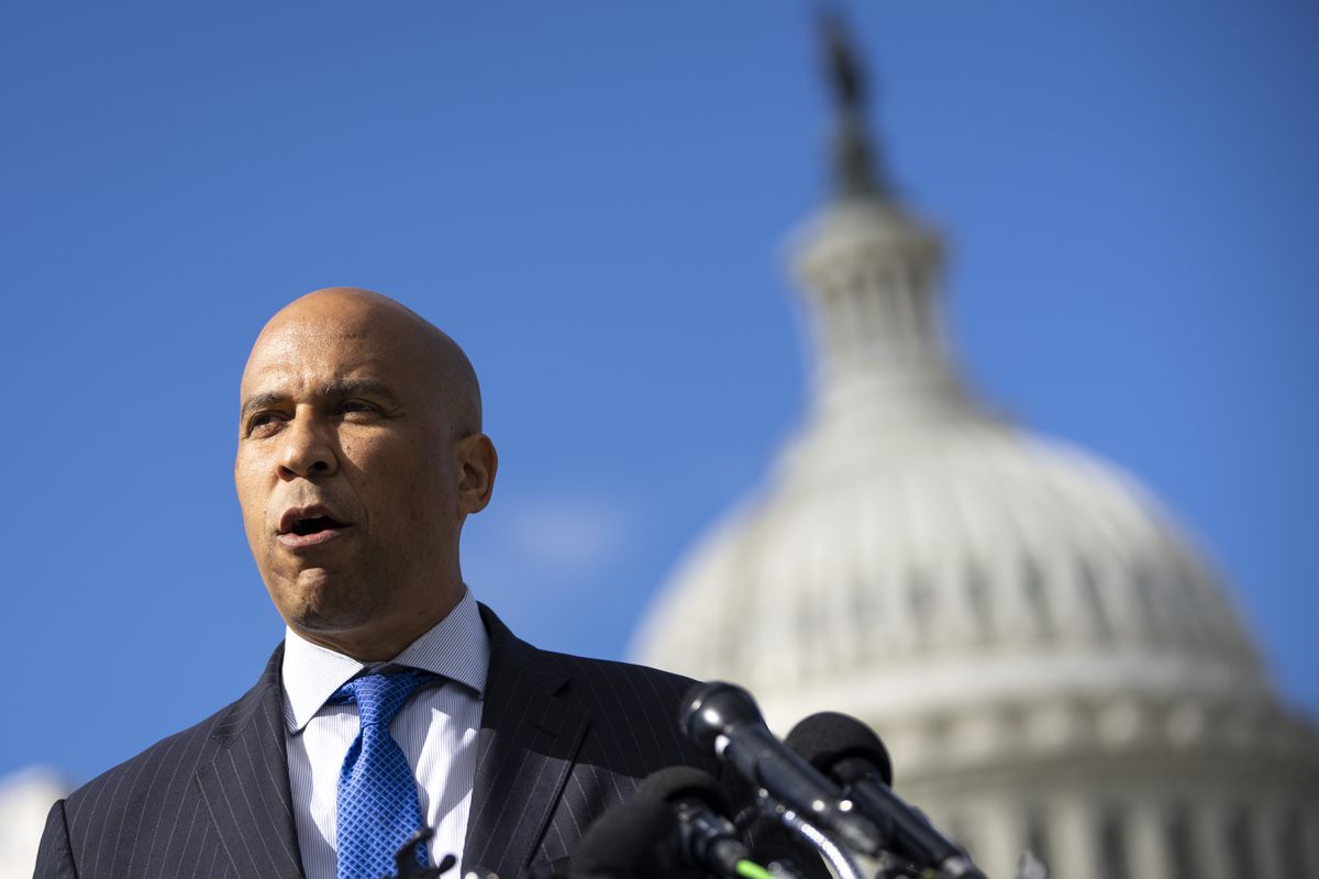 Cory Booker tests positive for coronavirus as omicron takes
over U.S. 1 Cory Booker tests positive for coronavirus as omicron takes
over U.S. 1